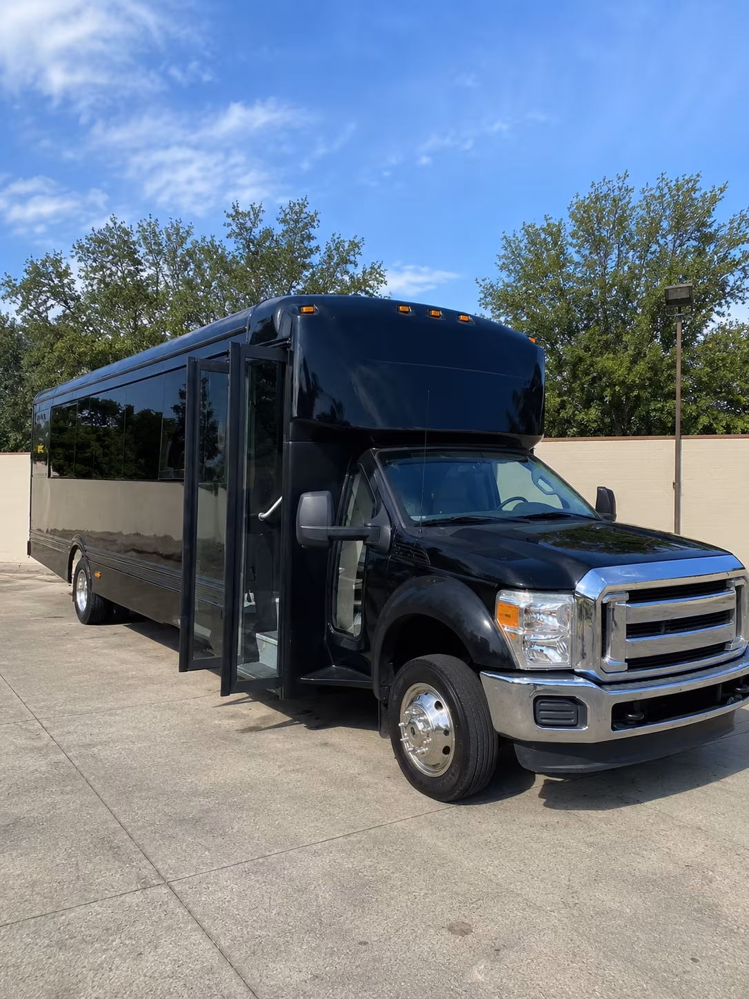 Arcadia Homecoming & Prom Party Bus Rentals