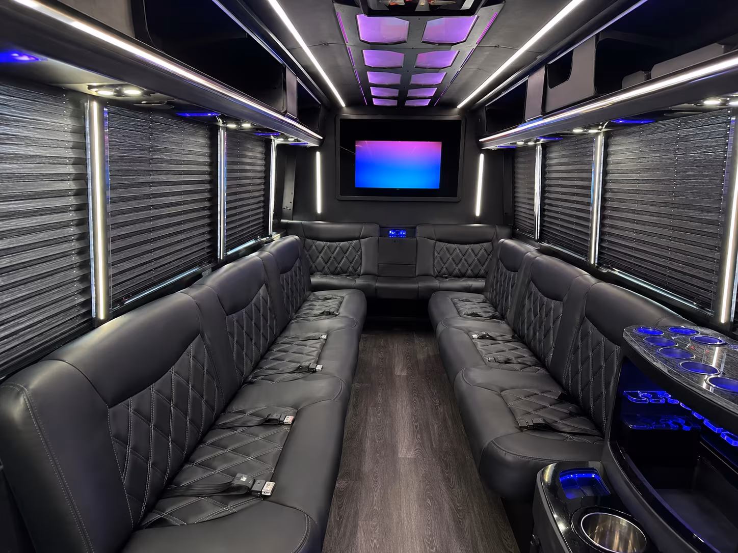 Pasadena Birthday, Sweet 16, & Quinceañera Party Bus Rentals