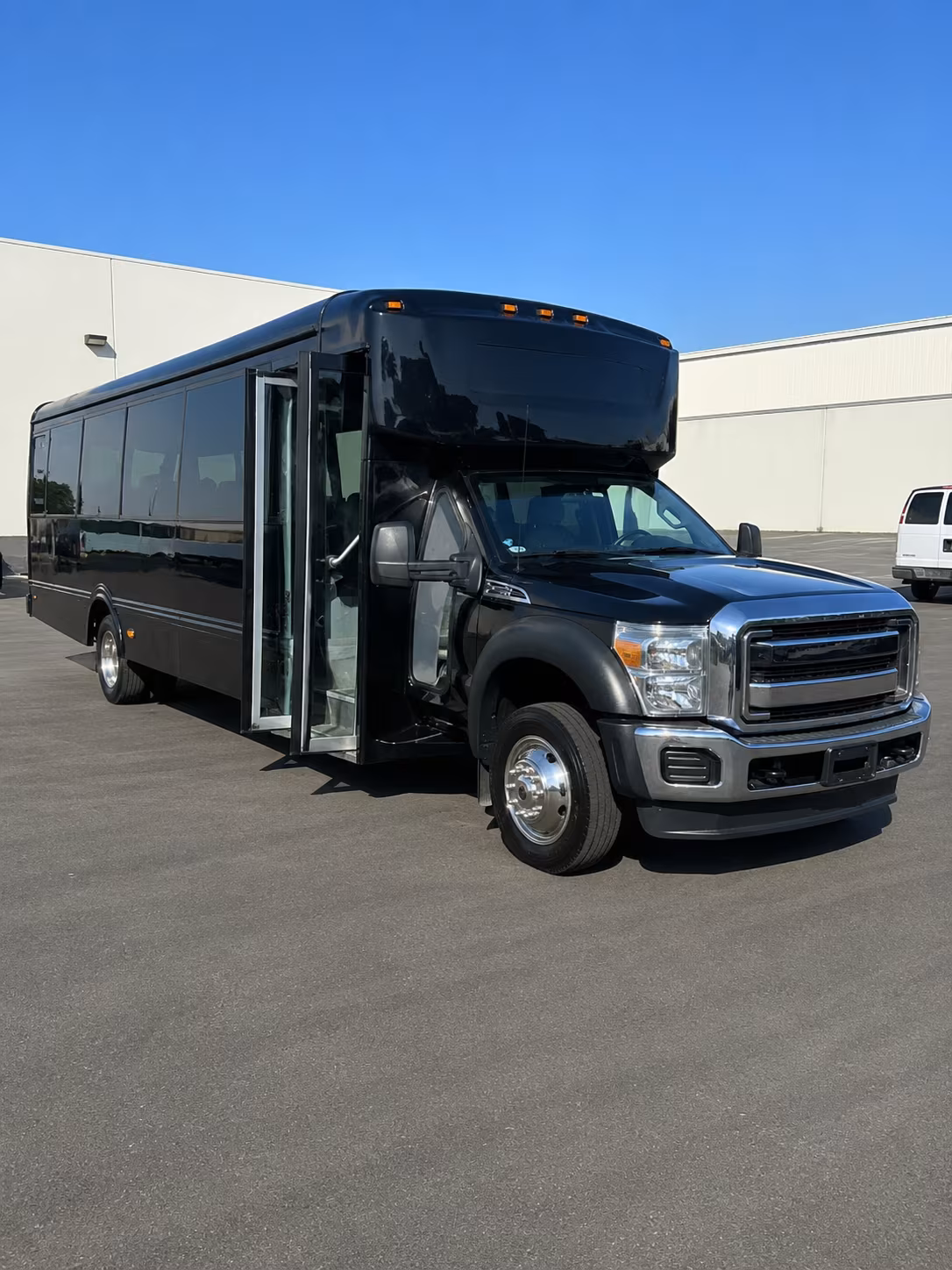 Pasadena Prom & Homecoming Transportation party bus exterior